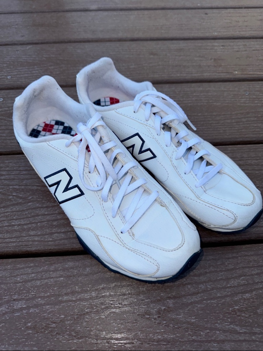 New Balance 442 White Women's Lace-Up Sneakers White with Red Blue Trim Size 9.5